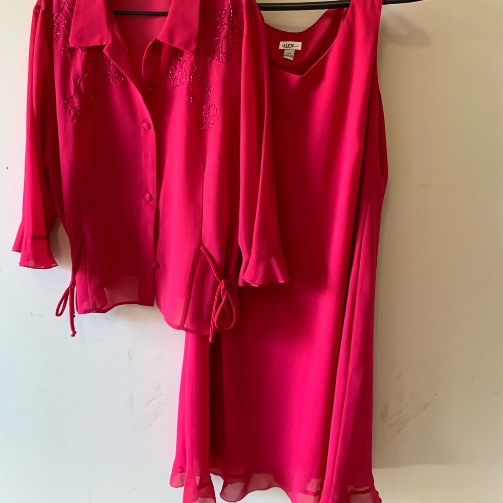 Two piece sleeveless dress with top